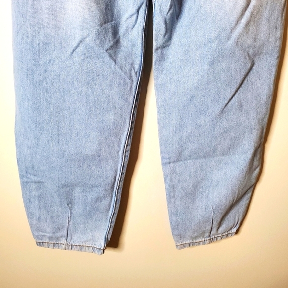 Azucar Light Wash Pleat Front Loose Fit Barrel Leg Mom Denim Jeans - Picture 8 of 9